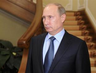 Putin calls on US to renounce use of force in Syria
