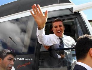 Şişli Mayor Mustafa Sarıgül ‘will soon join CHP,’ senior party official says