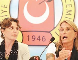 Turkish journalists discuss hate speech in media