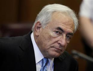 Strauss-Kahn admits his political career is over