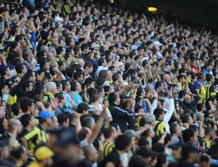 Turkish government to ban political slogans in football games