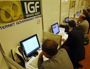 Brazil looks to break from US-centric Internet