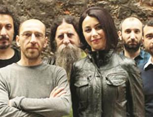 ‘Ezginin Günlüğü’ on stage in capital