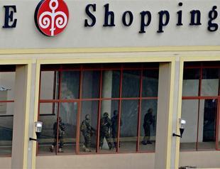 Kenya says defeated mall militants, death toll 67