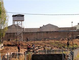 17 PKK member fugitives captured, jail principals discharged after Bingöl prison break