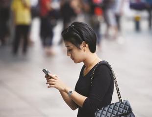 Facebook and Twitter too late for Chinas Internet