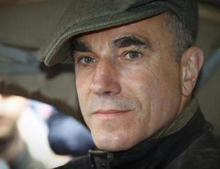 Bond is back but looks like Day-Lewis