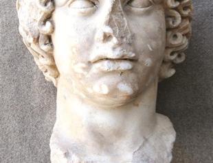 Cleaning works reveal artifacts in Milet ancient city