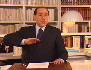 Berlusconi vows to stay in politics as ban approaches