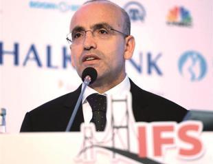 Turkey sees no budget goal overshoot in 2013