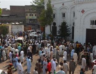 Suicide bombers kill at least 78 people at Pakistan church