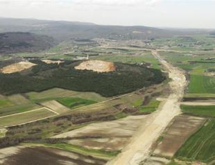 Environment approval process ‘not to delay big projects,’ economy minister says