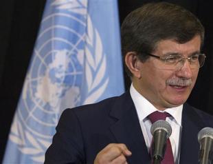Turkish FM Davutoğlu gathers with OIC counterparts in New York