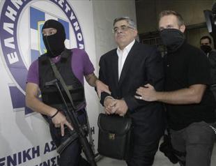 Greek neo-Nazi MPs to face criminal charges: Court source