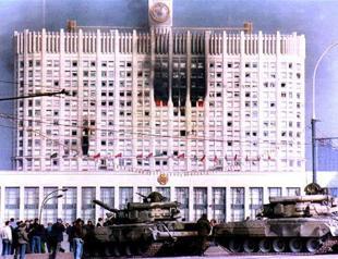 Russia marks 20 years since Yeltsin shelled parliament