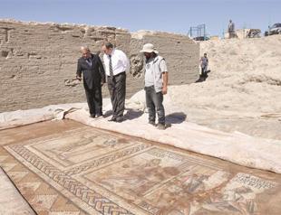 Ancient mosaics found in Tarsus to move into museum
