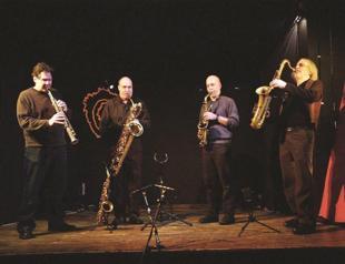 Rova Qartet on stage for jazz legend Butch Morris