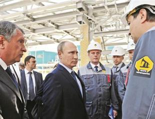 Russia lets China in on East Siberia oil production