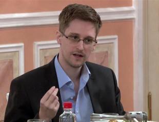 Guardian scoops online journalism awards for NSA coverage