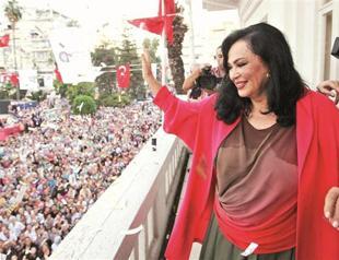 Actress Türkan Şoray to head Golden Orange jury