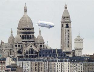 Zeppelin tour offers bird’s eye stunning view of Paris
