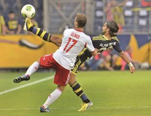 Fenerbahçe hosts Salzburg in Champs League qualifier