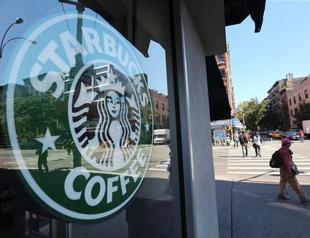 Starbucks CEO starts petition against government shutdown