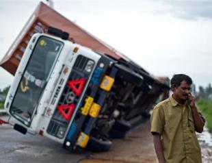 At least 91 killed in India stampede: Police