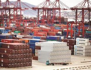 China’s September exports fall, trade surplus down 44.7 percent
