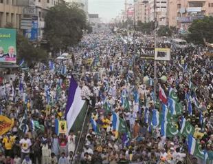 Arab Spring to cost Middle East $800 bln: Report