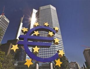 Divisions hinder fix broken banks