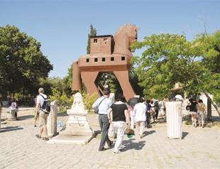 Works halted in ancient Troy but museum still on the way