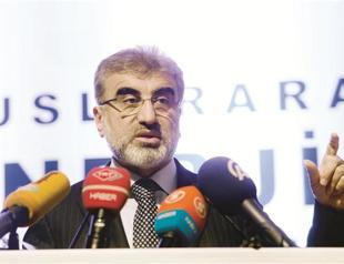 Turkey denies rift with Iraq over energy issues as FM holds talks in Ankara