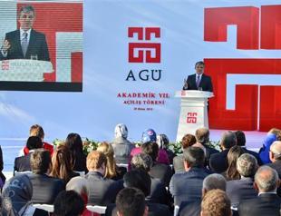 Turkish universities should open doors to more foreign scholars and students: President Gül