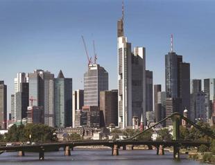 ECB sees tentative signs of recovery for eurozone banks