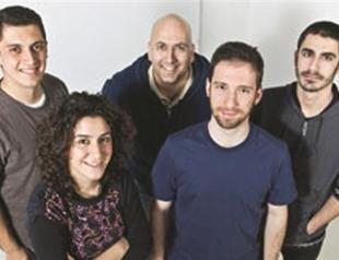 Pinhani rocks Ankara stage