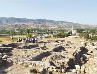 Centuries-old church found in ancient city