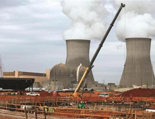 Nuclear power needed to slow warming, experts say