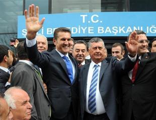 Şişli Mayor Sarigül’s official return to main opposition CHP in less than a week