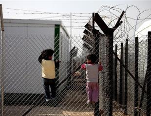 Egypt detains refugees from Syria, forces them to leave: HRW