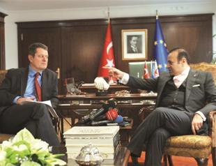 Minister Bağış accuses EPP of ‘detaining’ ruling AKP