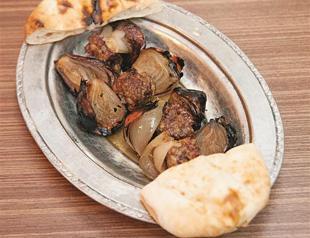 Quinces and Ruby Onions