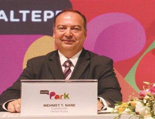 CarrefourSA extends big mall in Istanbul