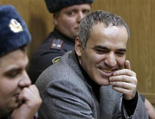 Aspiring Latvian Kasparov feared Kremlin would block travel