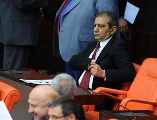 Ruling AKP issues warning to lawmaker who triggered outcry over sexist remarks