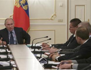 Russian President Putin holds first talks with al-Assad in two years to discuss Syrian peace moves