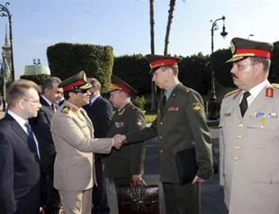 Russia offering Egypt helicopters, air defence systems