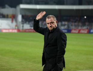Terim signs 7-year deal with national team as Turkey edges N. Ireland 1-0 in friendly
