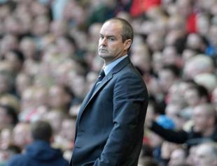 Referees chief sorry over Chelsea penalty