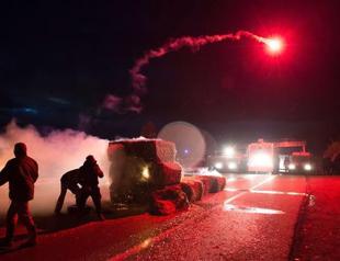 France asks farmers to end Paris blockade after drivers death